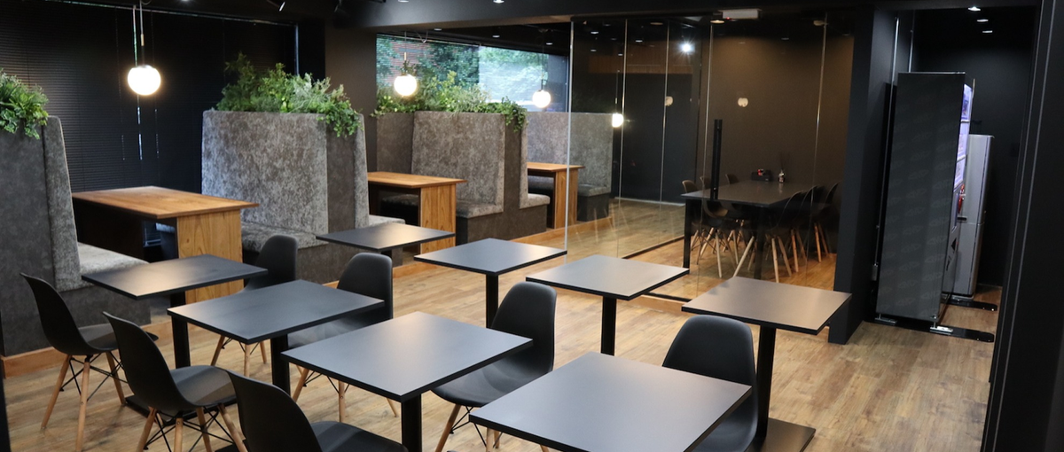 コーチングからマネジメントまで！Webスクールのコーチを募集中！