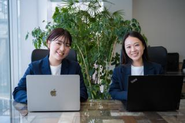 bqメンバーの原動力は？―挑戦を支援する喜びと、自己の成長。　事業を通して人や企業の支援を成功させるためにはオペレーションの強さだけではなく、個人の実力も必要不可欠。個人のクオリティも、「今よりはるかに高い水準を」「永続的に」追求します。そこで得られる成長がさらなる原動力になっています。