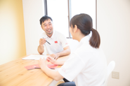 元IT人事、元医療事務や福祉コンサルなど、福祉に馴染みのない人も含め様々なメンバーが揃っています。※福祉業界の経験なくても大丈夫です！