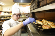 一つ一つのパンの焼き色・美味しさにこだわります