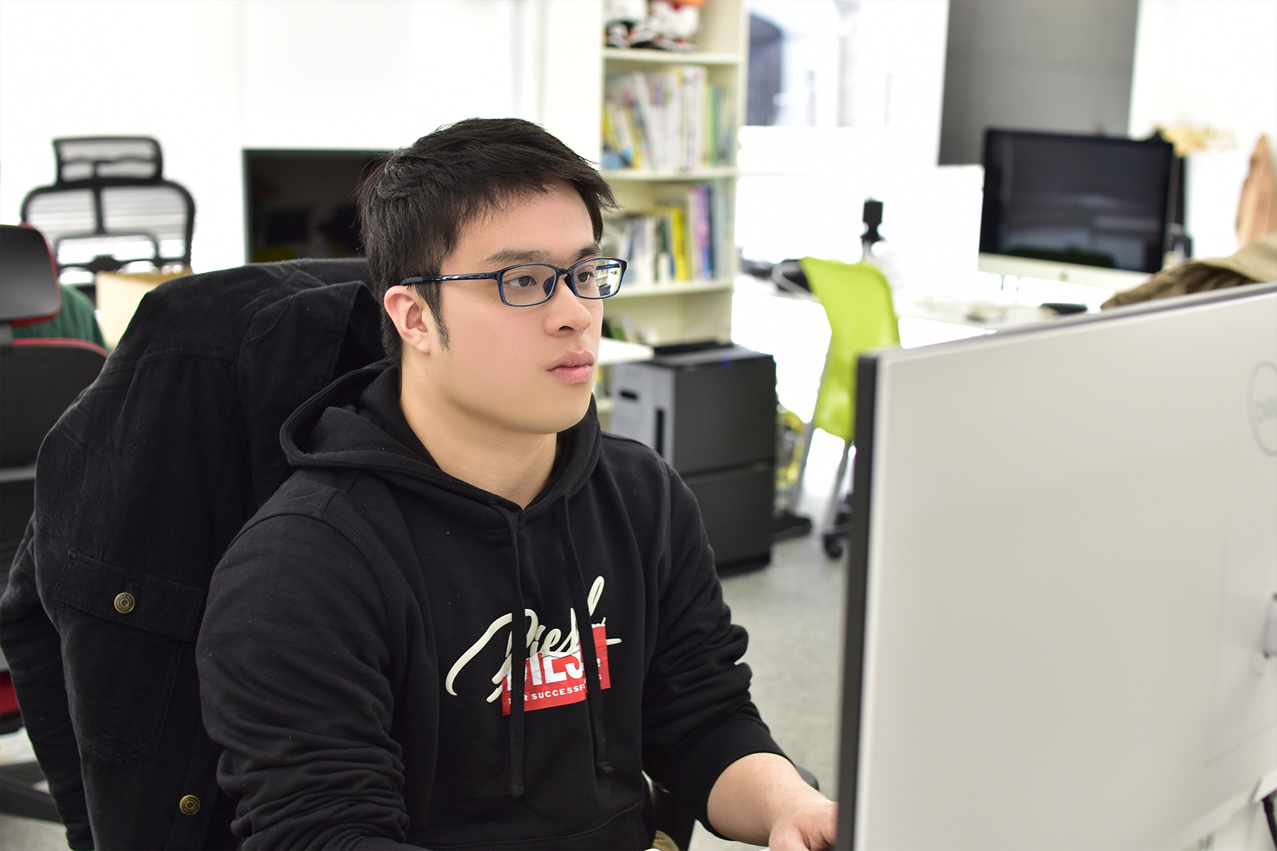 【manaboで働く人Vol.4】「主体的に業務に関わる機会を探求したい。」インターン生の僕が業務幅を広げて活躍できる理由