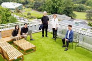 定期的にアンケートを企画し、社員のリアルな声に耳を傾ける場を設けています。率直な意見を受け止め、より良い会社づくりにつなげています。