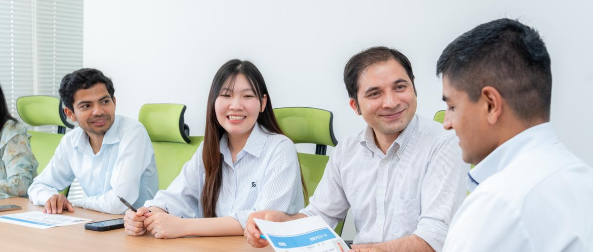 互いに支え合うチームが自慢です。日本企業で輝くグローバル人材の伴走者を募集