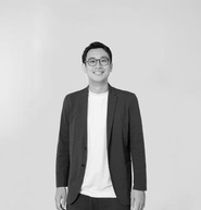 取締役/COO_榊原