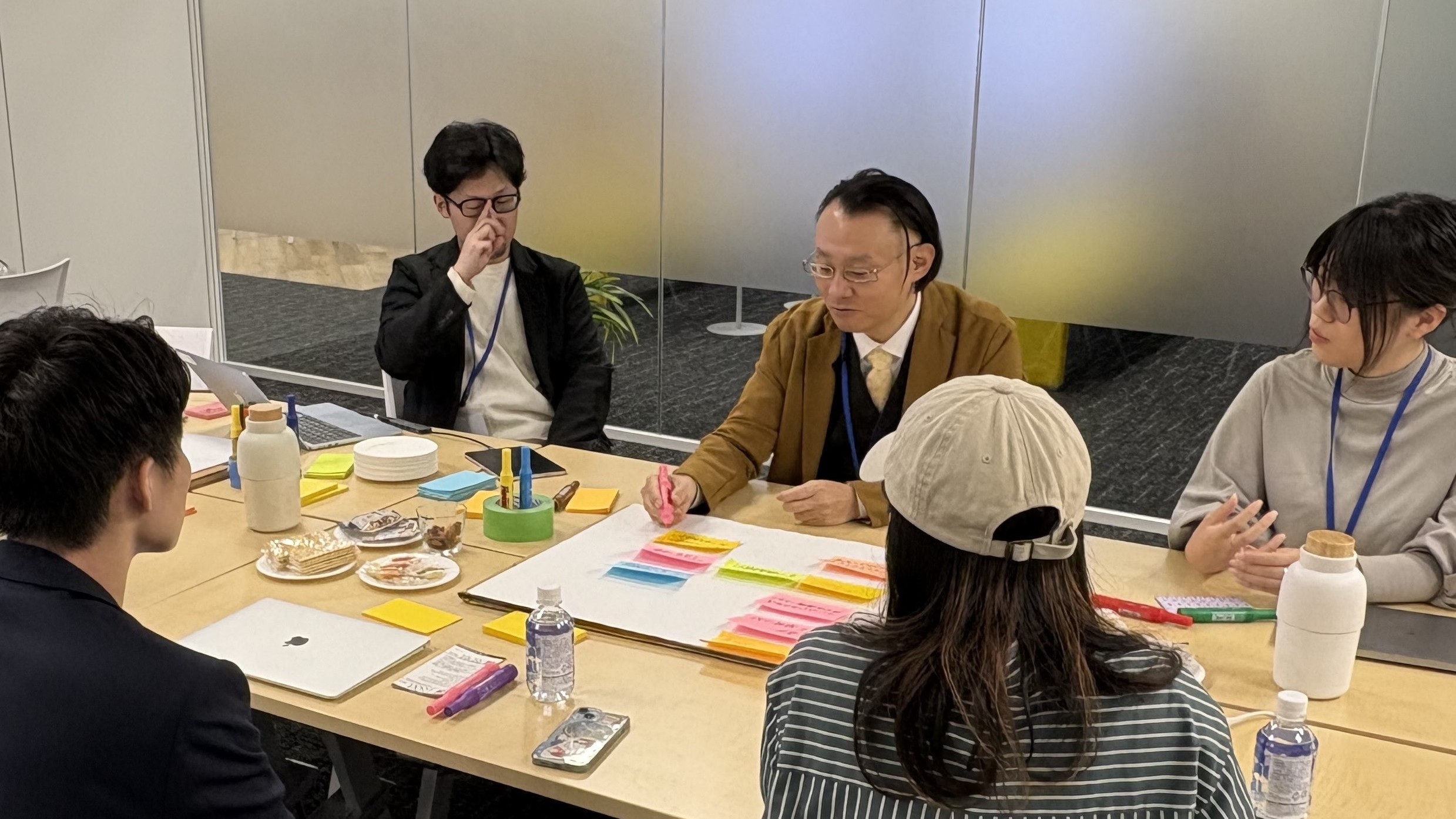 HCD/UXデザインでプロジェクトを成功に導く。サービスデザイン談話室スタート！