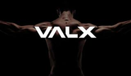 【VALX】「パーソナルトレーナー業界のレジェンド・オブ・レジェンド」と名高い、山本義徳氏プロデュースのフィットネスブランド『VALX』は、完全プロデュースの必須アミノ酸サプリメント『EAA9』の発売を機に、プロテインを始め様々なサプリメントの開発、イベントの開催、アパレルやトレーニングまわりの商品充実など、「本物」を求めるファンの要望に耳を傾け、共に成長を目指す活動を意欲的に続けています。