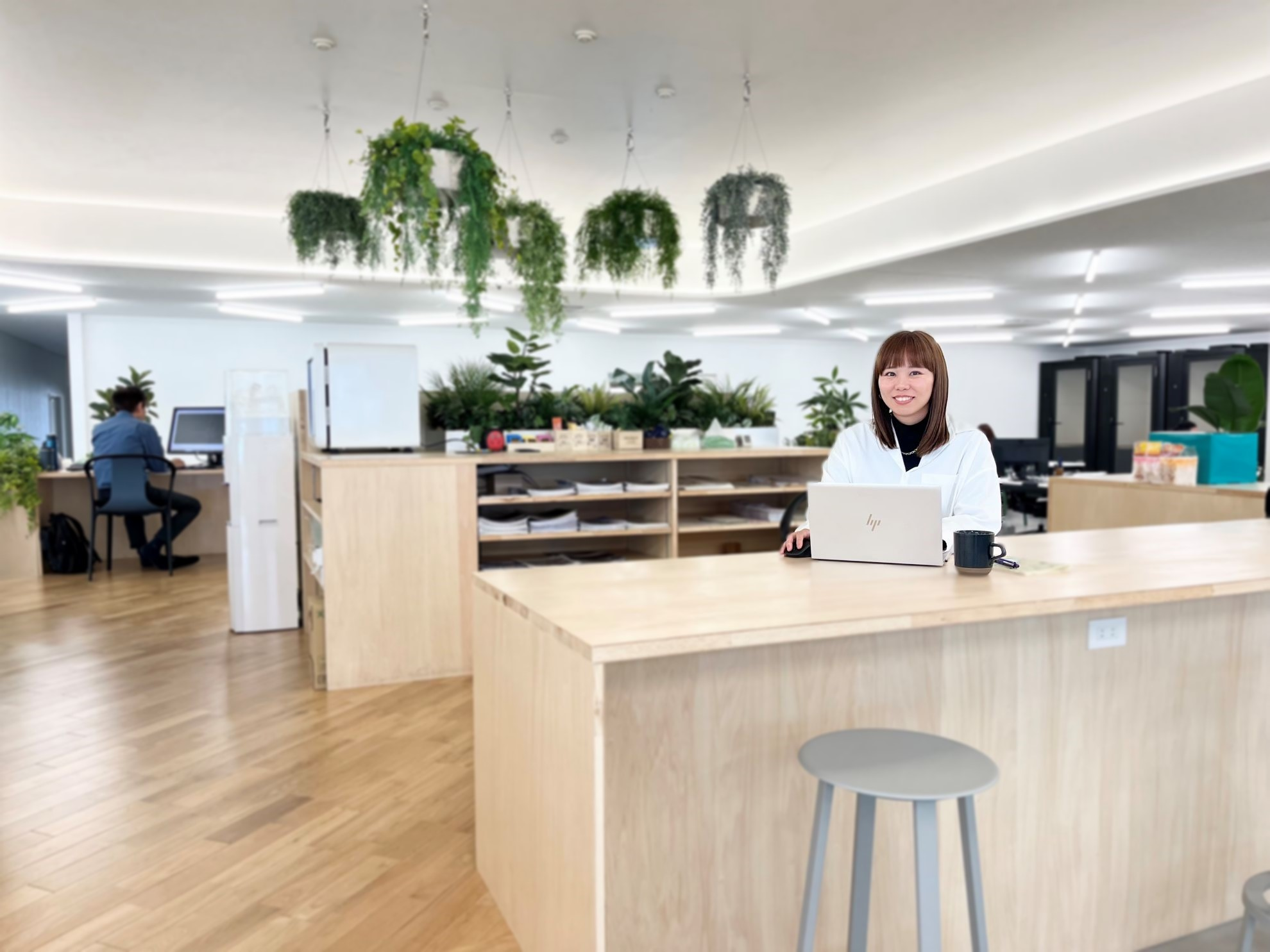 建築業界で新たなキャリア形成を目指す―ヒガノの成長に貢献し続ける、ビジネスセンス溢れる若き女性エース！