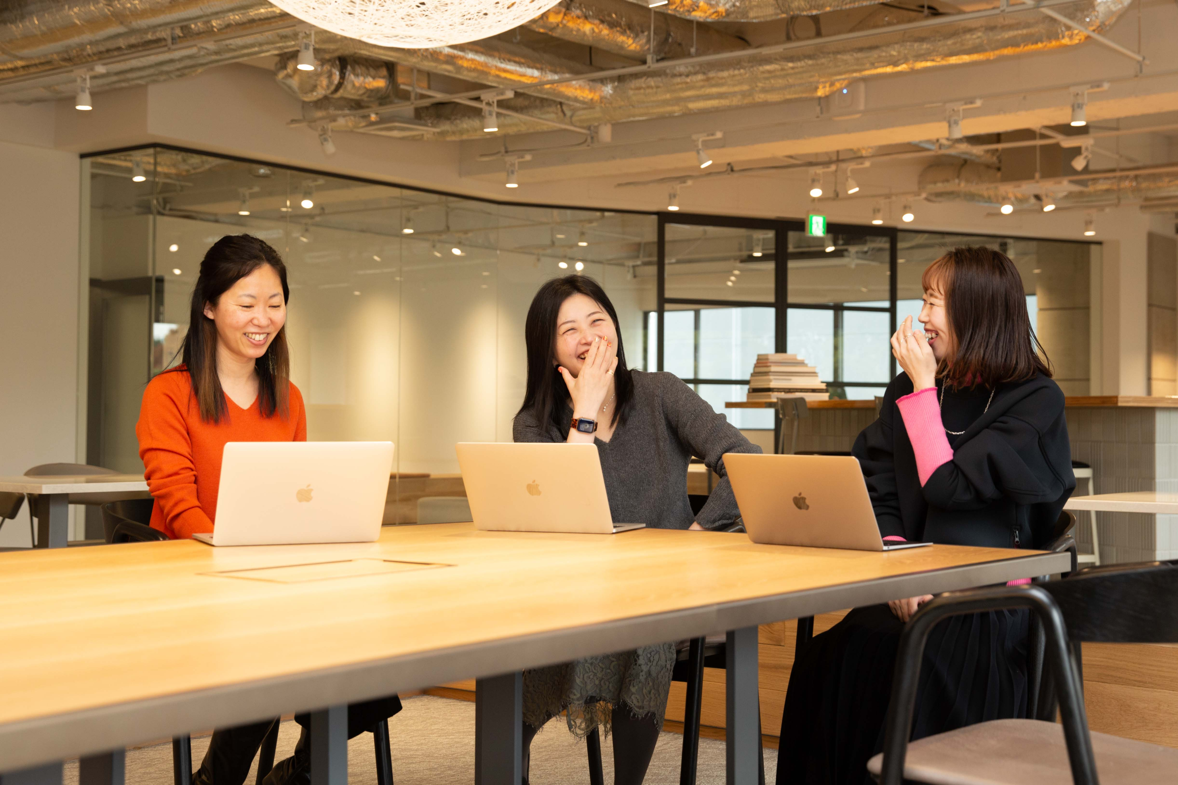 【社員インタビュー/後編】「こんな機能が欲しい！」社内外のニーズをキャッチし、自社サービスの成長を担うla belle vieのプロダクトチームで働く魅力とは？