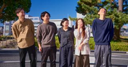 20〜30代の若手メンバーが中心となって活躍しています。働き方はリモート中心ですが、SlackやTeamsを活用した日々のやりとりで、距離を感じさせないチームワークを築いています。メンバー同士がフラットに意見を交わせる、あたたかな雰囲気も魅力のひとつです。