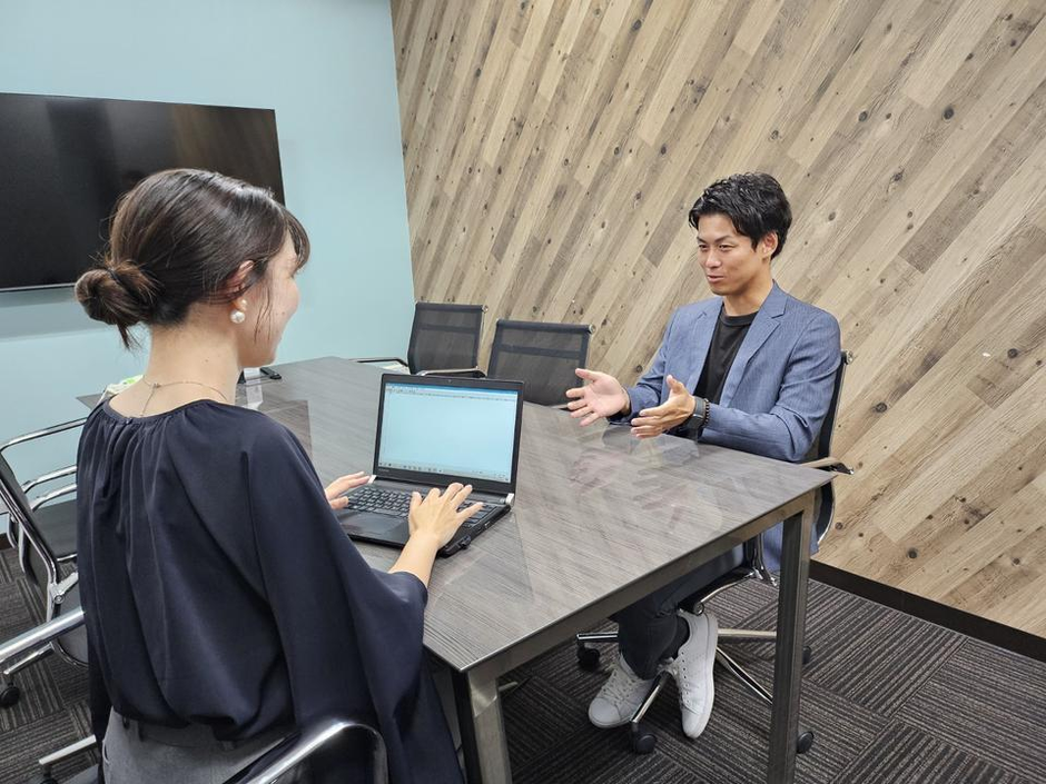 営業歴7年│異業種から転職してきた生粋の営業マンにインタビュー