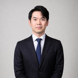 西 紘毅