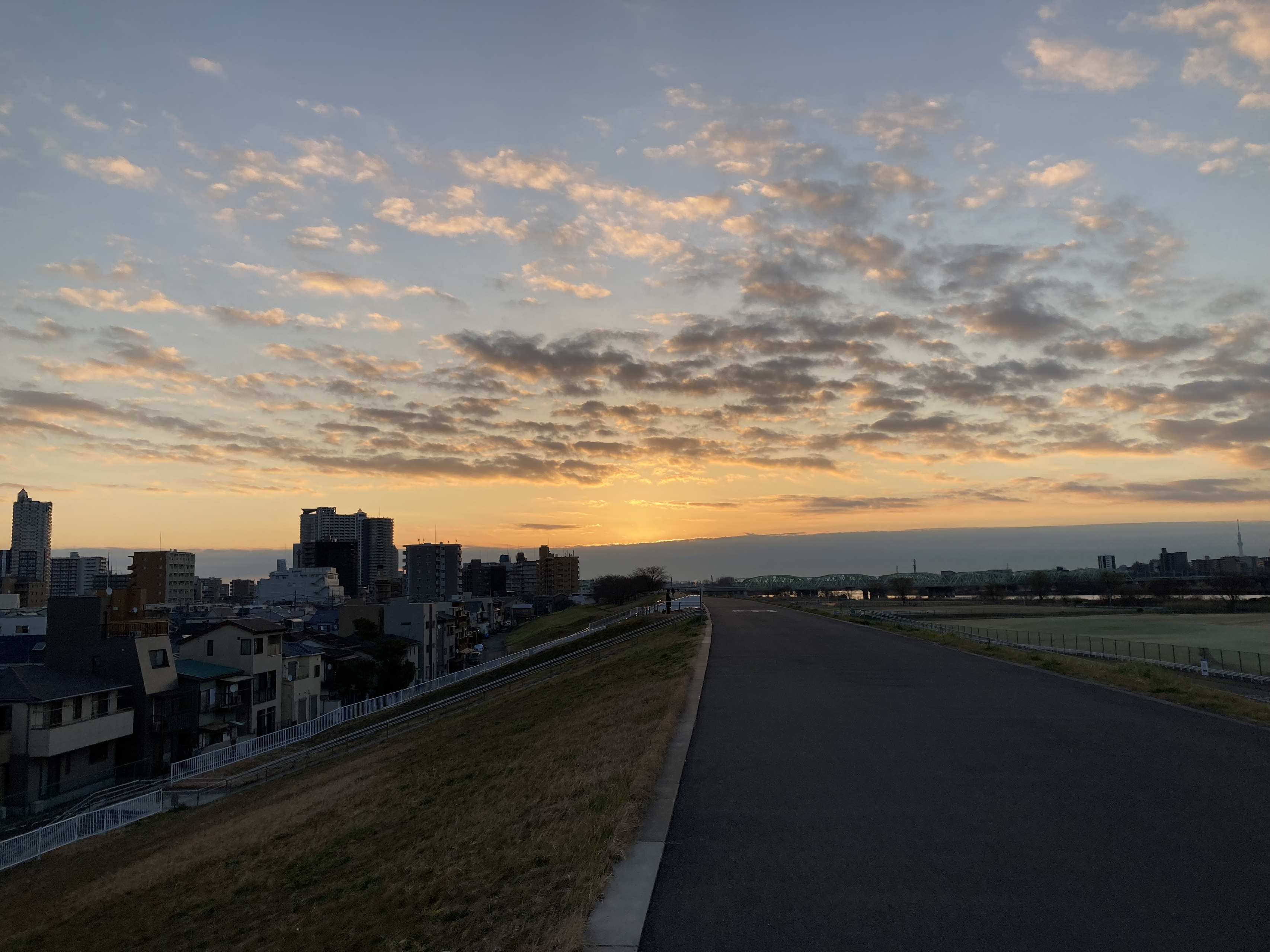 アガルートの「デザイン室」について次に比較的新しく入社した経験者の方に聞いてみた