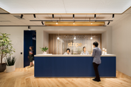 Stripe はサンフランシスコに本社を、ダブリン、ロンドン、パリ、シンガポール、東京などに事業拠点を置いています。