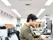 マーケティング本部では、20代～40代の幅広い年代のマネージャーが活躍しています。