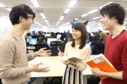 仲間同士、サービスについて熱く語ることも多々！