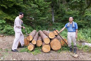 地域の農家さんと連携して、農作物の育て方をレクチャーしていただいたり、地域住民の方にボランティアで協力していただいたり、安曇野という地域と一体となって事業に取り組んでいます。