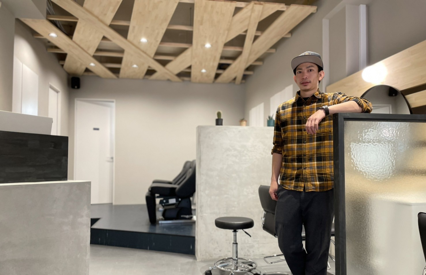 インタビュー#01 ｜ FC×独立のハイブリッド制度【FC2.0】を利用して、七変化サロン「Aloa」を開業しました。