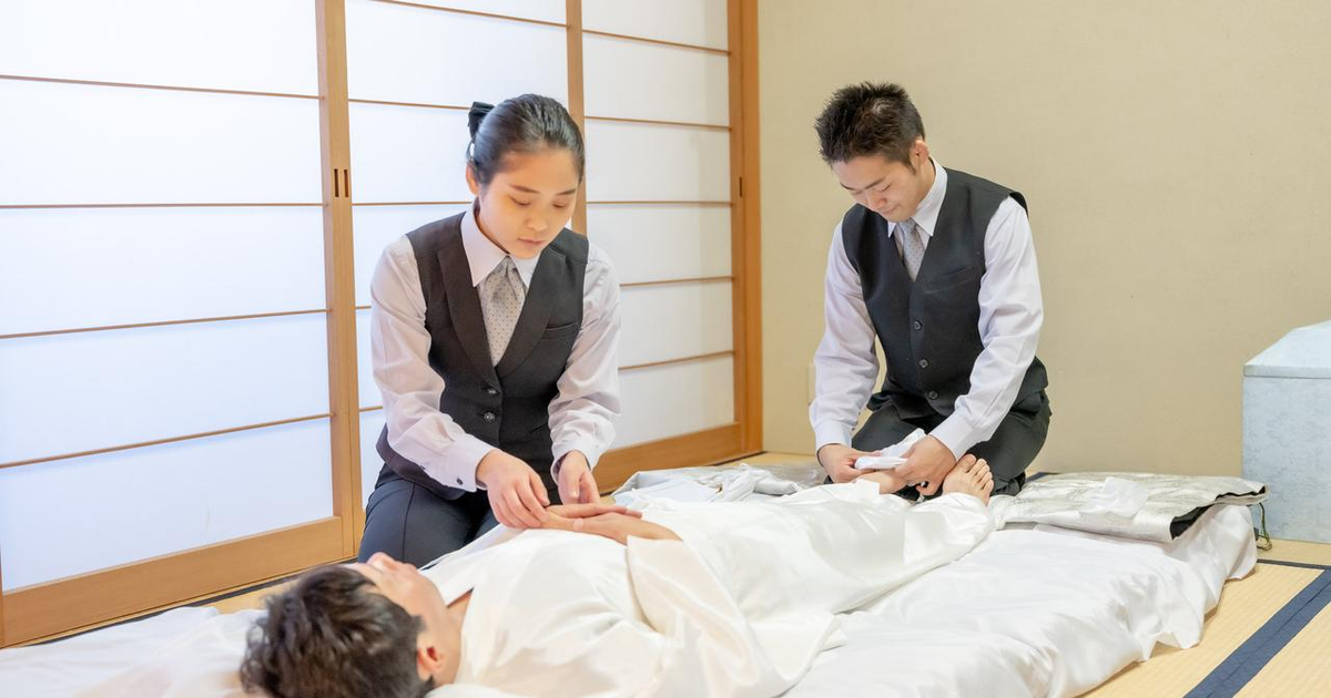 故人を生前の姿で見送るために：湯灌師の役割とその重要性 | 株式会社 大阪セレモニー