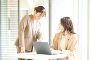 平均年齢38歳。経験豊かなメンバーから若手までフラットな関係性。