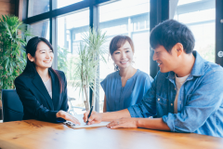 完全実力主義の環境で働いてみませんか？結果次第で会社の中心人物になれる！
