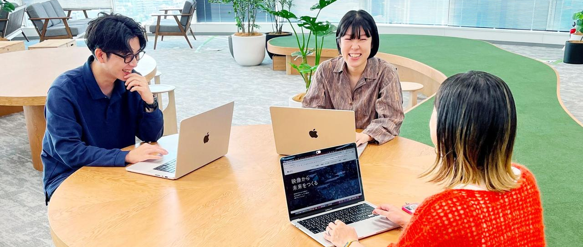 ユーザー視点を重視しプロダクトのデザインを担うUIUXデザイナー募集！