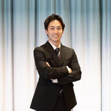 賀喜 遼介