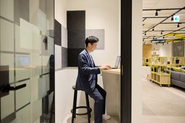 通常のビジネス人生ではなかなか出会えない人材・場・会話に出会う機会は日常茶飯事！「熱量やビジネス戦闘力が高すぎて会話についていけない」というヒリヒリする出会いや、一年前の自分が幼く見えるほどの成長環境です。