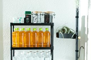フリードリンク制度あり。お茶・コーヒー・お菓子を各種常備しています。