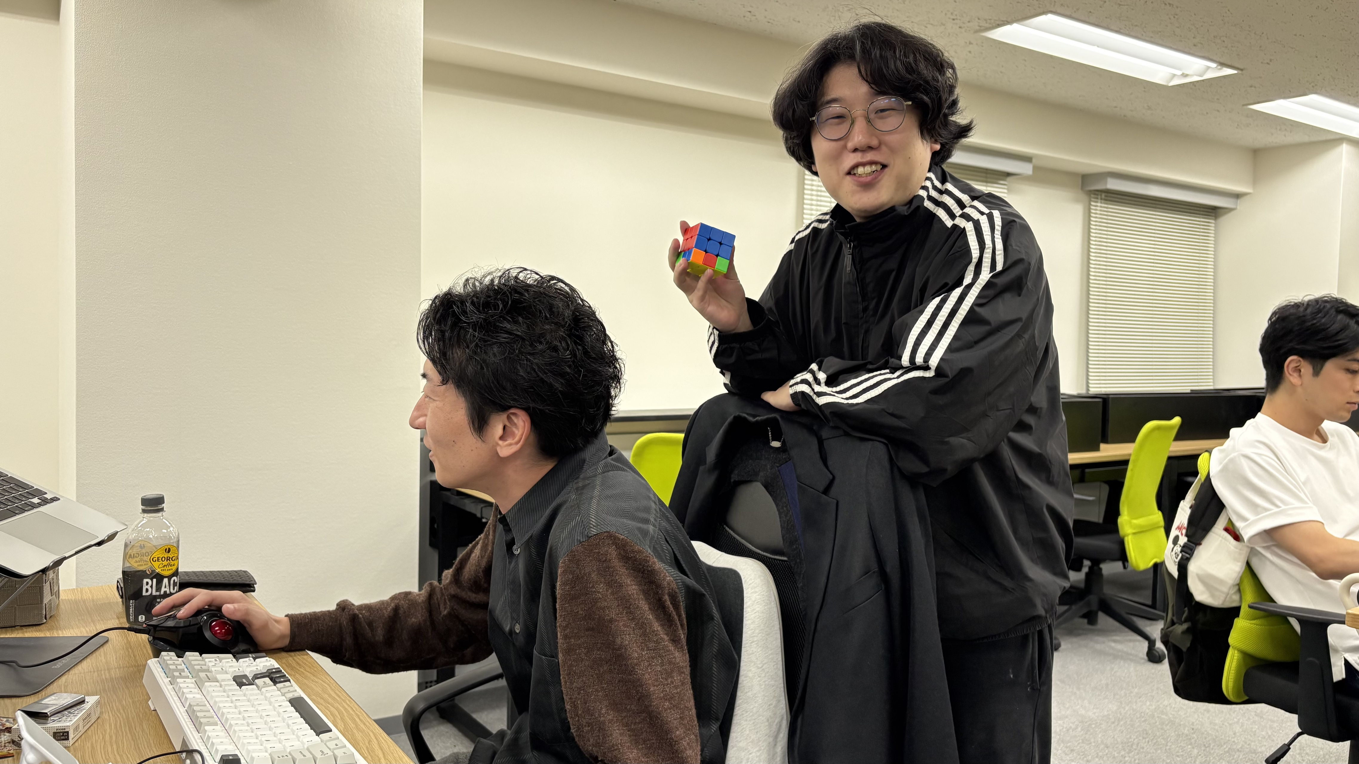 【100問100答】Associate Div.マネージャーが根掘り葉掘り答えてみた