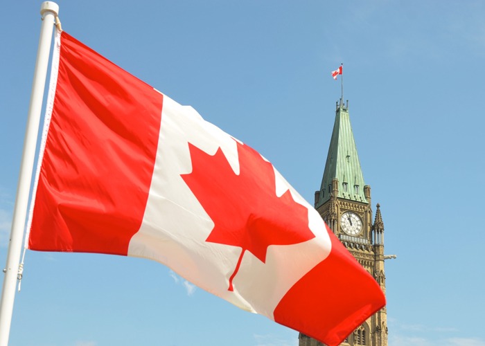 仕事も生活も、妥協しない。自分に合った環境を求め、新天地カナダへ。～息子のために“ドル”で稼げるエンジニアを選ぶ～