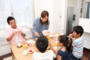 食を通して美味しさ、健康そして笑顔と幸せを提供