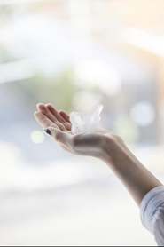 「映像の⼒で 胸を張って⽣きる⼈を増やし、 未来をもっと鮮やかにする。」それが私たちの掲げるビジョンです。