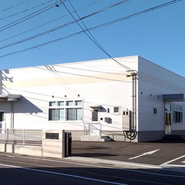 本社前に新設された工場