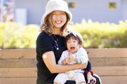 この病気は小児期に発症することが多く、治療を適切に行わないと、高血糖によって心臓、腎臓、眼、神経などに深刻な合併症を引き起こす可能性があります。1型糖尿病の患者自身はもちろん、その家族にとっても、精神的および経済的な負担は非常に大きいものとなっています。