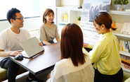 本部は東京・中野にあります。その他、都内に3拠点、岩手県、宮城県、福島県、島根県にそれぞれ1拠点を運営。