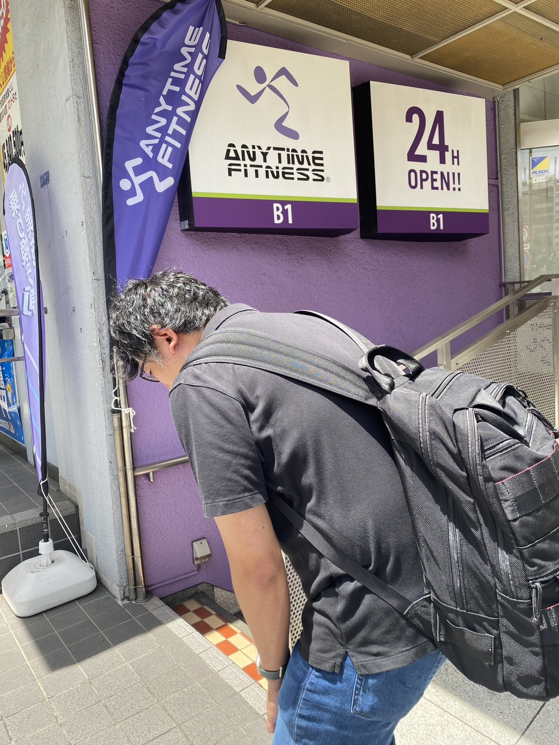 エニタイムに入会したけど3ヶ月に1回しか通わないCFO杉村をジムに通わせるものがたり。