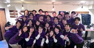 「最高の仲間」と「最高の未来」を創造する会社というVisionを掲げ日々邁進しています。VisionBaseの代表でもあり、とことん仲間思いの宮﨑は「最高の仲間が集まる会社でありたい。最高の仲間がいれば、不可能も可能になる。笑顔が溢れご機嫌で働く会社でありたい。ご入社頂ける皆さんと生涯の仲間になりたいし、ここで生涯の仲間を作ってほしい。そしてその仲間と不可能を可能にしていきたい。人間関係が希薄な会社が増える中で、そういう機能を備えた会社でありたい」と強い決意を持っています。