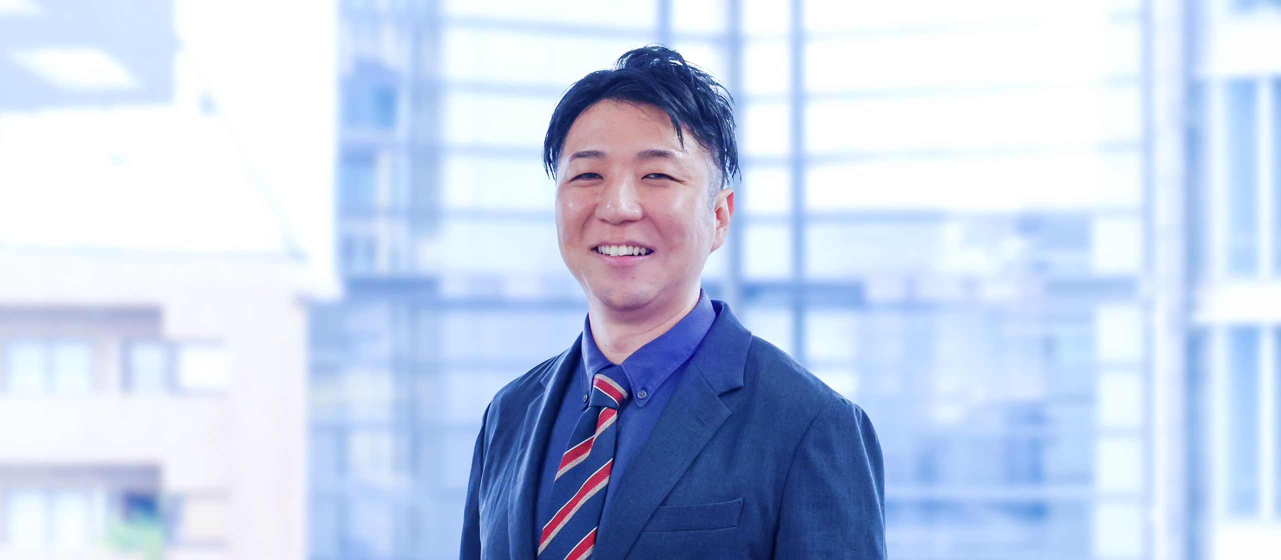 社員インタビュー#14「答えのない市場で、自分だけの価値をつくる—Kakeai営業のフロントラインから」セールス 中尾さん