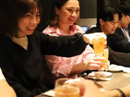 仲間と懇親会やスポーツ大会など行っています