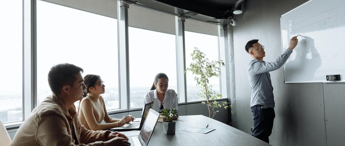 グローバルで活躍できる｜コーポレート部　法務事務メンバー募集