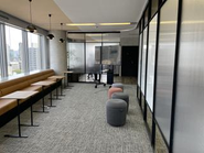 昨年夏に本社ビルの16階にフロアを拡張。快適なオフィスで業務に取り組んでいただけます！