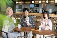 ”自然と集まりたくなる”、"会話がしやすい"、”家族や友達に自慢したくなる”そんな空間と食事を作っています。