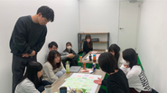 nuwebメンバーでの議論の様子