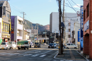 震災で大きな被害を受けた、岩手県釜石市。ここでは、地域の外から集まったメンバーが、市や地元NPO・事業者の皆さんたちとともに、地域活性に向けたさまざまな事業やコミュニティづくりを進めています。RCFでは初期の頃より釜石市にメンバーが駐在し、ずっと寄り添い続けています。