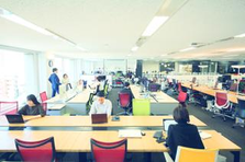 新卒｜リーダーコース採用｜ビジネスを中心で動かすリーダーになりませんか？