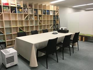 当社ポータルオフィスです。全国の拠点とはWEBで会議を行います。またお客様へのWEB講習会などにも利用いたします。