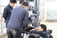 0からのものづくり。社会課題解決に挑む自動収穫ロボットのメカエンジニア