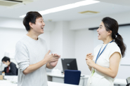 スキルと希望に応じて、技術者からコンサルタントに転身するメンバーも少なくありません。ひとりひとりの日々のコンディションから目標やキャリアについてまで、気軽に相談できるメンター面談も実施しています。