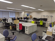 本社は札幌の中心地にあります。フルリモートになり、事務所を秋に1/3に縮小改装する計画が進んでいます。（2020年9月完成予定）