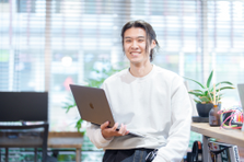 営業だけじゃなく、ディレクションや事業開発もやりたい方、お話しましょう！